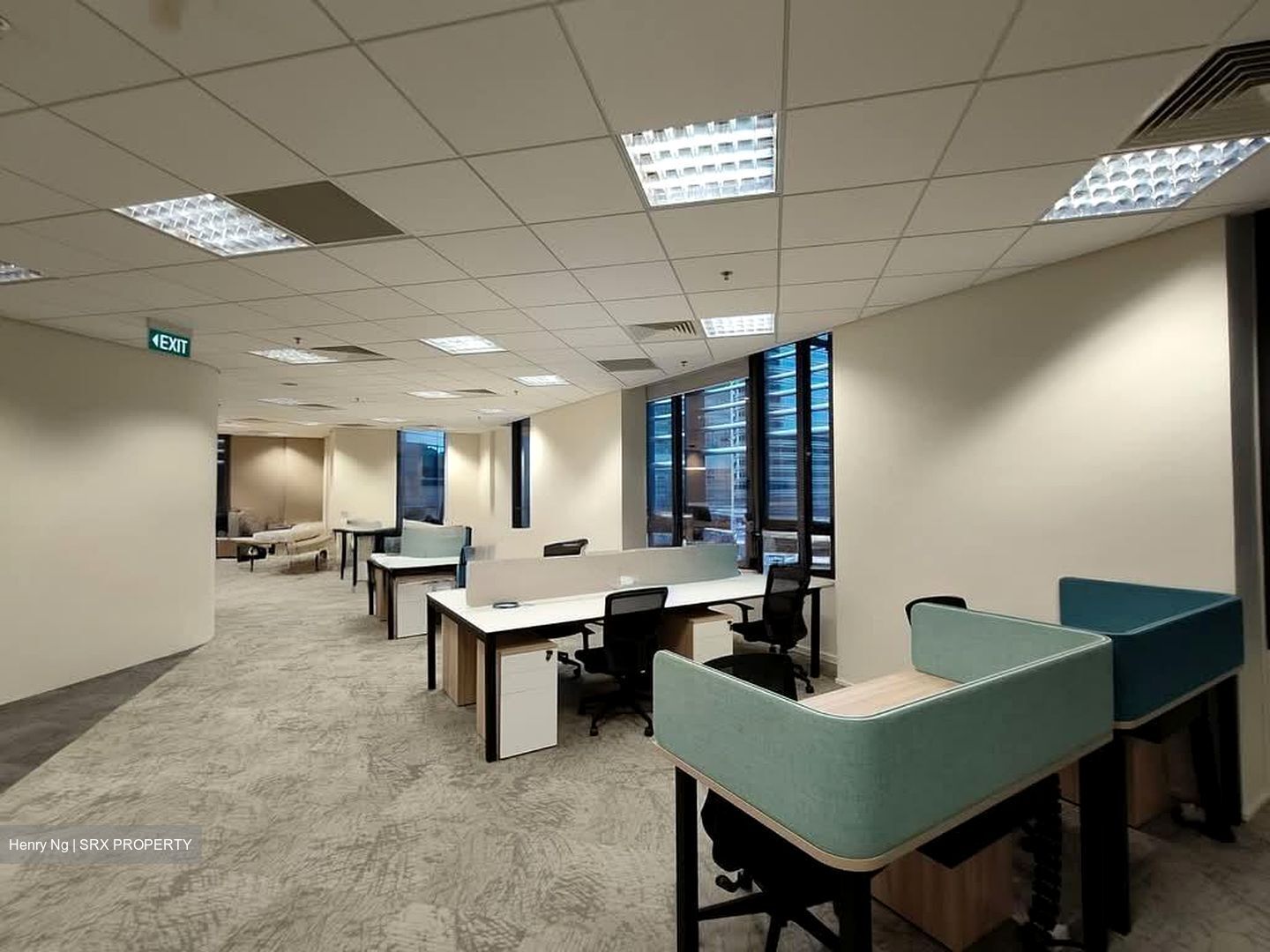 PLUS (D1), Office #537377181